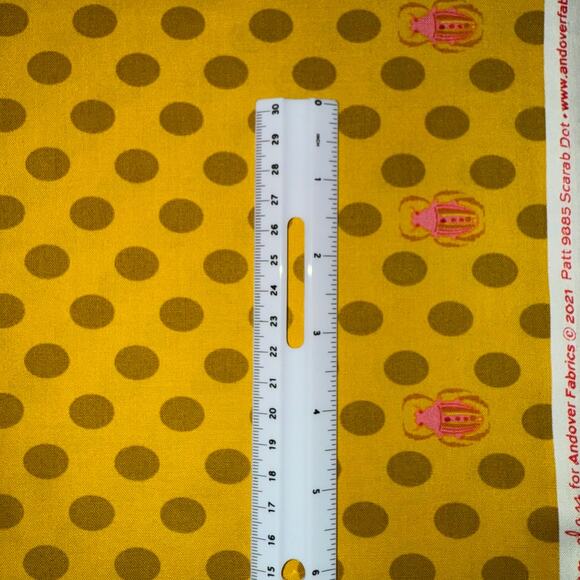 Alison Glass for Andover Fabrics | Ellipse | Scarab Dot | Yellow Gold - 1 Yard - Picture 6 of 6
